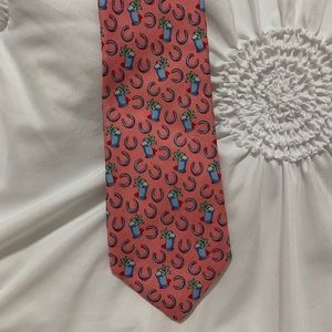 Vineyard Vines Kentucky Derby tie worn once